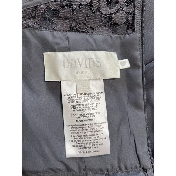 David's Bridal Cold Shoulder Brisesmaid Formal Dress Size 0 - Picture 4 of 5